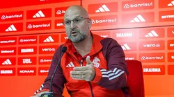 Bisol, em entrevista coletiva no Internacional - Foto Ricardo Duarte/Internacional