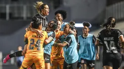 Tamires comemorando gol com a camisa do Corinthians. Foto: Reinaldo Campos/AGIF