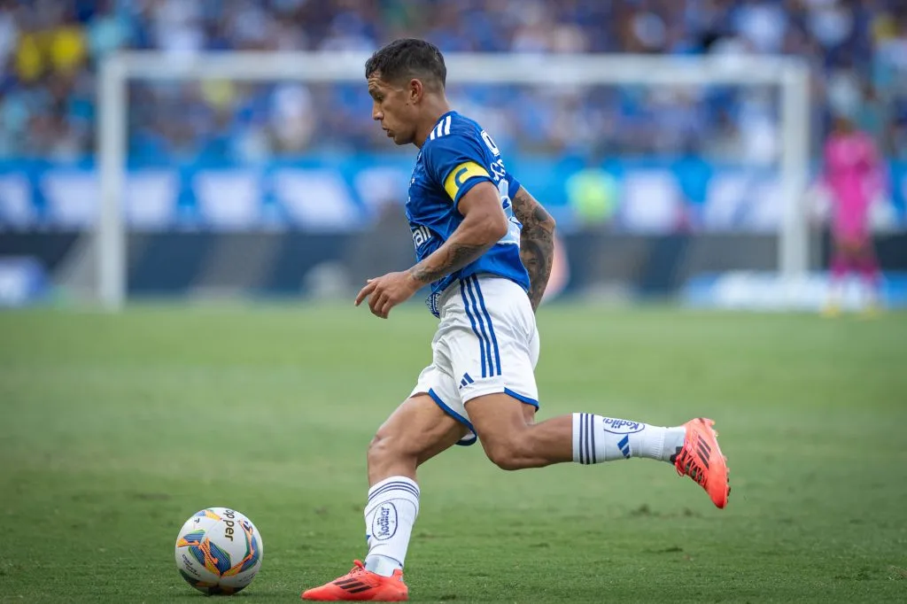 Lucas Romero analisou o trabalho do treinador – Foto: Alessandra Torres/AGIF