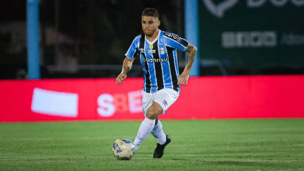 Cuellar atuando pelo Grêmio em 2025 . Foto: Maxi Franzoi/AGIF