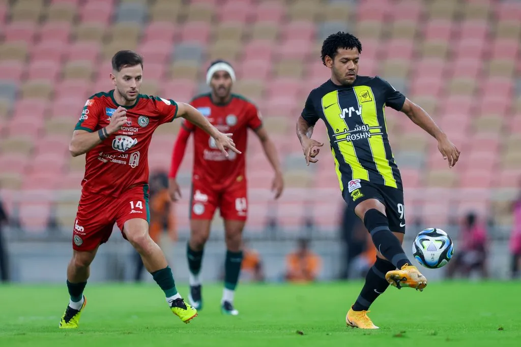 JEDDAH, SAUDI ARABIA – MAY 10: Romarinho of Al Ettihad with the ball during the Saudi Pro League match between Al-Ittihad and Al-Ettifaq at King Abduallah Sport City on May 10, 2024 in Jeddah, Saudi Arabia.(Photo by Yasser Bakhsh/Getty Images)