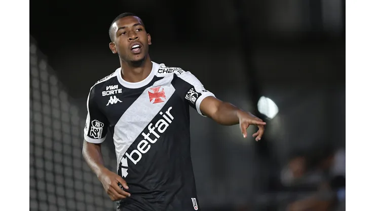 RJ - RIO DE JANEIRO - 31/05/2025 - BRASILEIRO A 2025, VASCO X BRAGANTINO - Rayan jogador do Vasco durante partida contra o Bragantino no estadio Sao Januario pelo campeonato Brasileiro A 2025. Foto: Thiago Ribeiro/AGIF