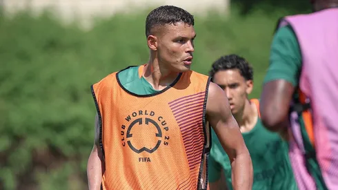 Zagueiro é um dos líderes do vestiário do Fluminense