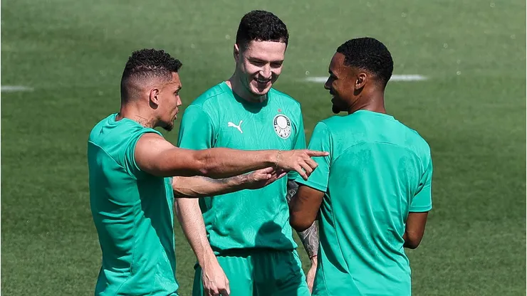 Aníbal Moreno foi confirmado para jogo contra Botafogo por Abel Ferreira