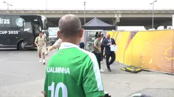 Chegada do Palmeiras para jogo contra o Botafogo - Foto: Reprodução/CAZÉ TV
