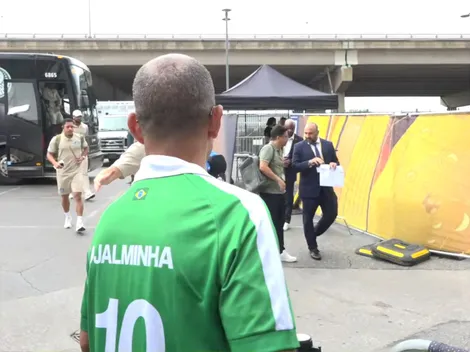Chegada animada do Palmeiras ao estádio marca expectativa para duelo contra Botafogo