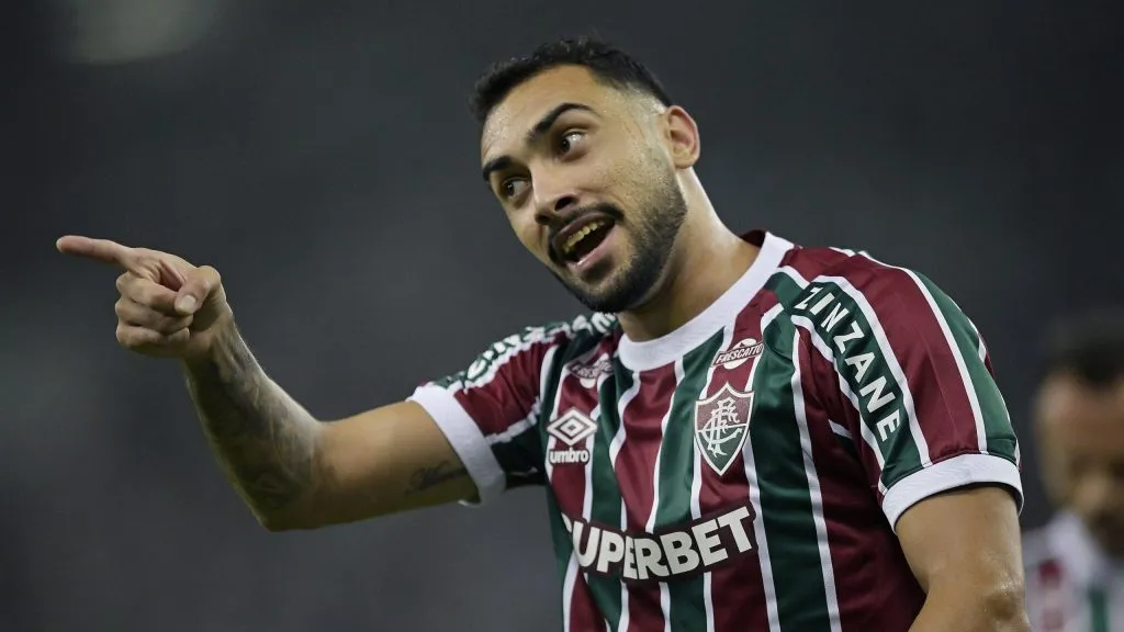 Freytes, defensor do Tricolor das Laranjeiras. Foto: Alexandre Loureiro/AGIF.