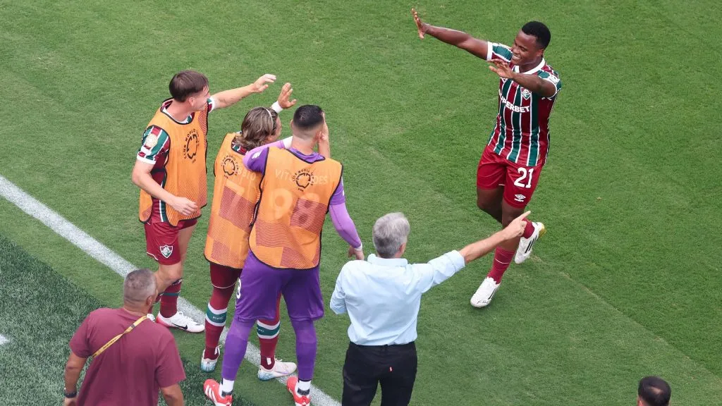 Jhon Arias pelo Fluminense