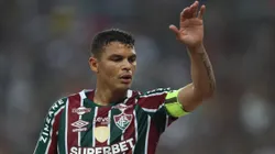 Thiago Silva é destacado pela torcida da Inter de Milão antes de jogo pelas oitavas do Mundial.