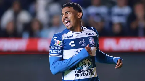 John Kennedy estava atuando pelo Toluca, do México - Foto: Hector Vivas/Getty Images.