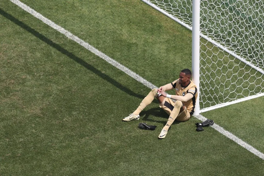 John após a partida do Botafogo. Photo by Al Bello/Getty Images