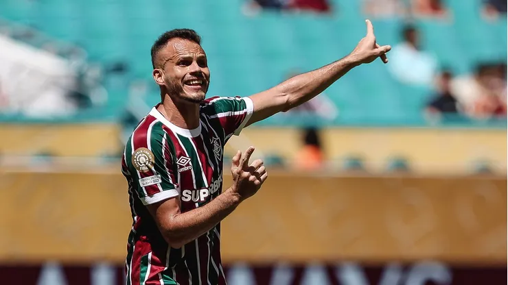Renê, lateral-esquerdo do Fluminense. Foto: Lucas Merçon/Fluminense.