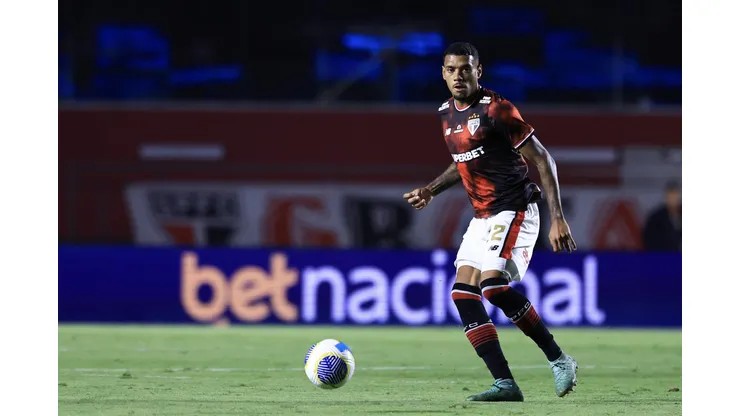 SP - SAO PAULO - 23/11/2024 - BRASILEIRO A 2024, SAO PAULO X ATLETICO-MG - Ruan jogador do Sao Paulo durante partida contra o Atletico-MG no estadio Morumbi pelo campeonato Brasileiro A 2024. Foto: Marcello Zambrana/AGIF