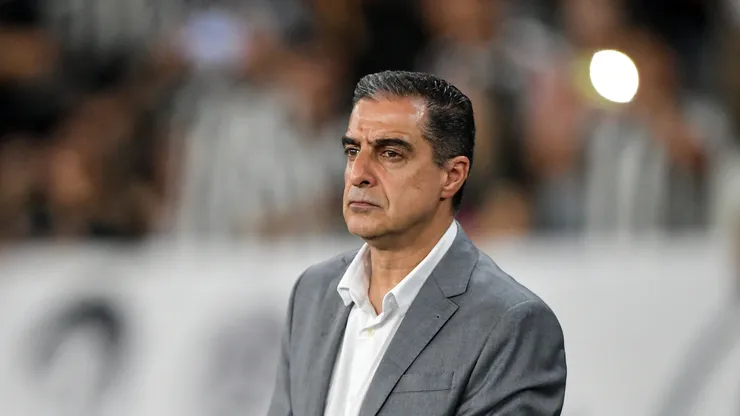 Renato Paiva foi criticado pela imprensa após Palmeiras x Botafogo - Foto: Thiago Ribeiro/AGIF
