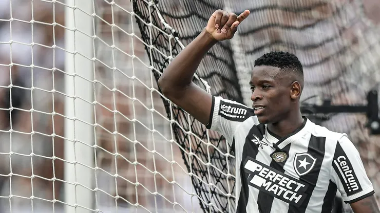 Luiz Henrique, ex-jogador do Botafogo, durante partida contra o São Paulo, pelo Brasileirão Betano de 2024. Foto: Thiago Ribeiro/AGIF.