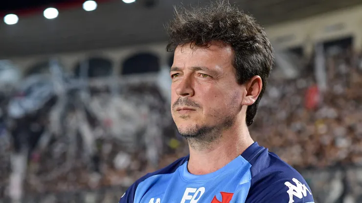 Fernando Diniz terá o retorno de jogadores lesionados. Foto: Thiago Ribeiro/AGIF