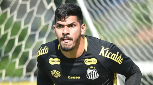 João Paulo, goleiro do Santos.