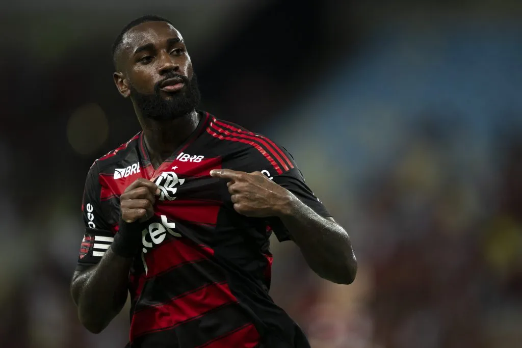 RJ – RIO DE JANEIRO – 22/02/2025 – CARIOCA 2025, FLAMENGO X MARICA – Gerson jogador do Flamengo comemora seu gol durante partida contra o Marica no estadio Maracana pelo campeonato Carioca 2025. Foto: Jorge Rodrigues/AGIF
