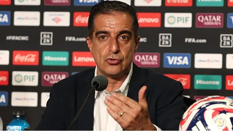 Renato Paiva em entrevista coletiva durante o Super Mundial de Clubes. Foto: Stu Forster