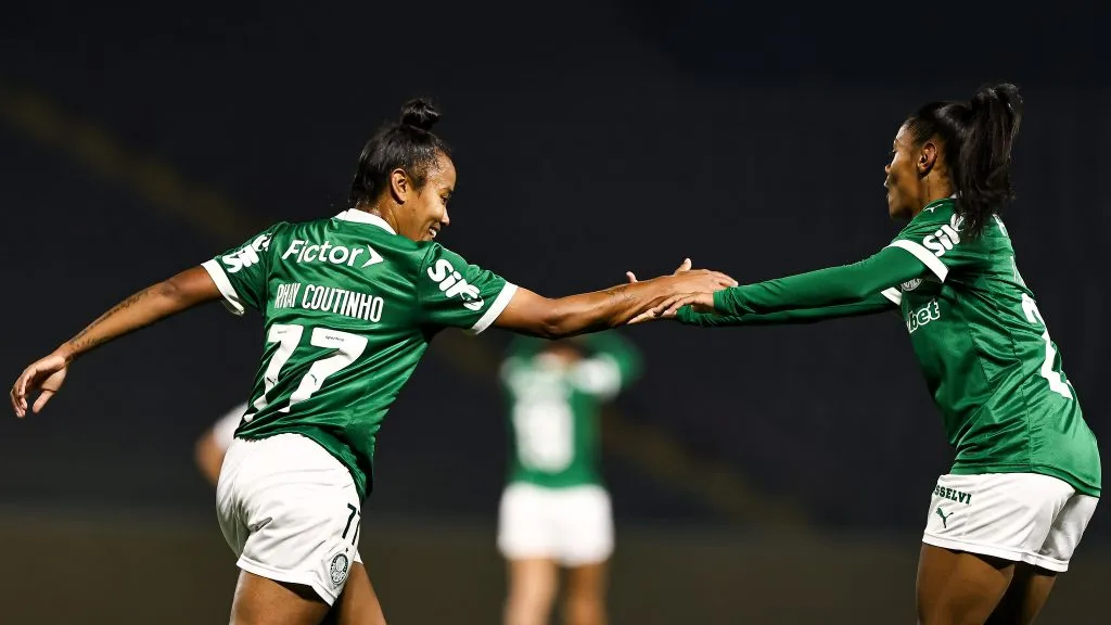 Jogadoras do Palmeiras em campo