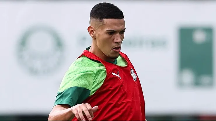 Naves despertou o interesse do Cruzeiro. Verdão não deve facilitar