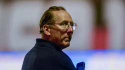 BA - SALVADOR - 11/07/2024 - BRASILEIRO A 2024, VITORIA X BOTAFOGO - John Textor dono da SAF do Botafogo antes da partida contra o Vitoria no estadio Barradao pelo campeonato Brasileiro A 2024.