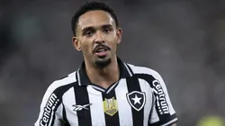 Lateral deu a sua opinião - Foto: Jorge Rodrigues/AGIF.