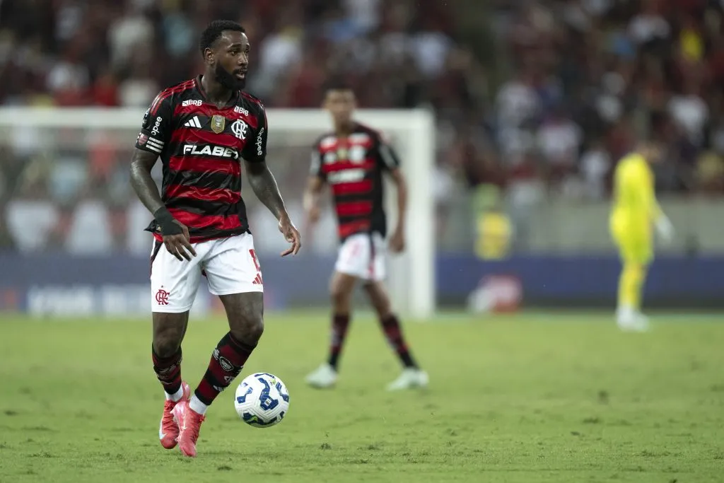 Gerson informa ao Flamengo sobre futuro –  Foto: Jorge Rodrigues/AGIF