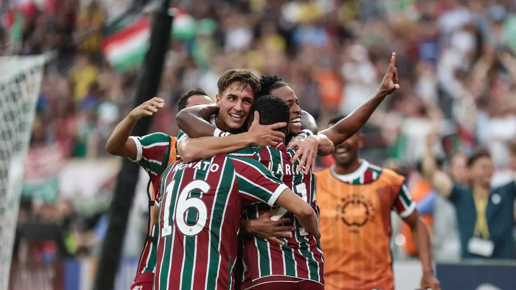 Atletas do Tricolor das Lanranjeiras comemoram gol marcado contra o Ulsan HD-COR. Foto: Lucas Merçon/Fluminense.