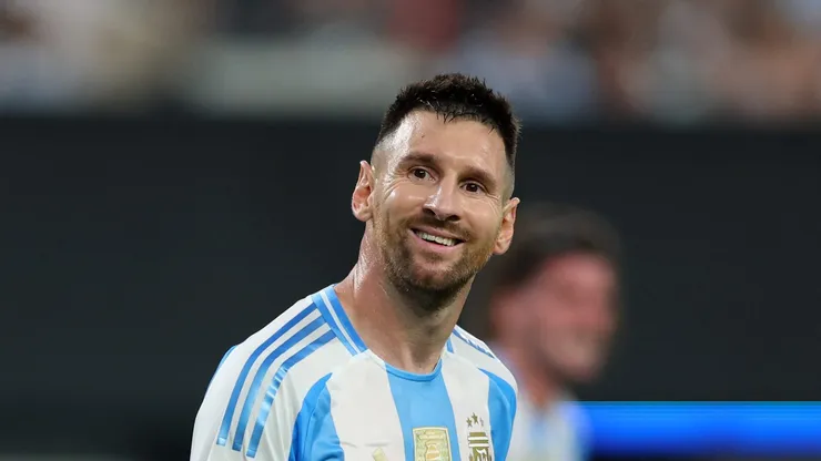 Messi em ação pela seleção da Argentina. (Photo by Elsa/Getty Images)