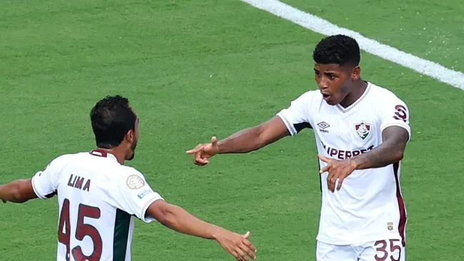 Foto: Buda Mendes/Getty Images – Hércules comemorando gol marcado contra a Inter de Milão.