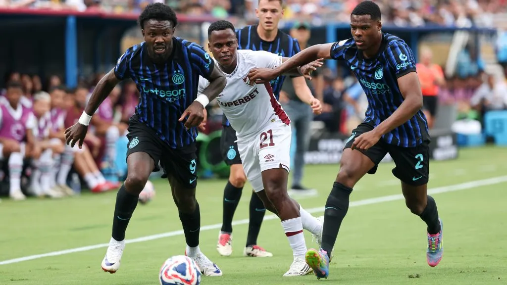 Jhon Arias em campo pelo Fluminense diante da Inter de Milão. (Photo by Michael Reaves/Getty Images)
