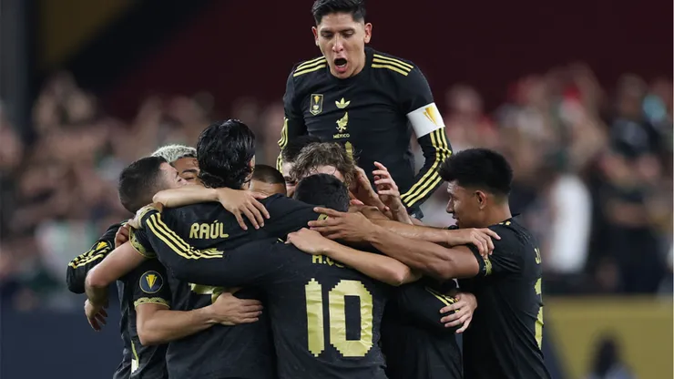 Mexicanos venceram a Arábia Saudita por 2 a 0 nas quartas de final