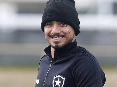 Lyanco, do Atlético-MG, é provocado por Rafael, ex-Botafogo