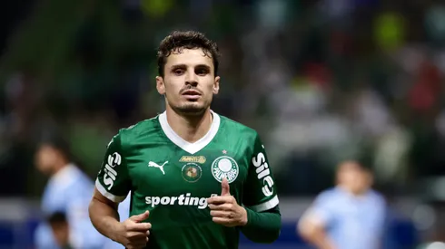 Raphael Veiga jogador do Palmeiras durante partida contra o Sporting Cristal no estadio Arena Allianz Parque pelo campeonato Copa Libertadores 2025. Foto: Marcello Zambrana/AGIF