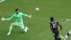 Kolo Muani perdeu uma chance cara a cara com Courtois no começo de Real Madrid x Juventus (Photo by Kevin C. Cox)