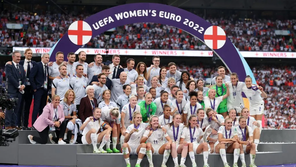 LONDON, ENGLAND – JULY 31: England celebrate during the trophy presentation during the UEFA Women’s Euro 2022 final match between England and Germany at Wembley Stadium on July 31, 2022 in London, England. (Photo by Naomi Baker/Getty Images)