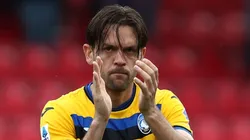 Rafael Tolói busca um novo clube - Foto: Marco Luzzani/Getty Images.