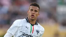 Deossa durante partida do Monterrey contra o Urawa Red Diamonds, do Japão