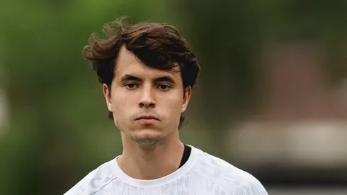 SP - SANTOS - 18/01/2024 - SANTOS, TREINO - Vinicius Zanocelo jogador do Santos durante treino no Centro de Treinamento CT Rei Pele.