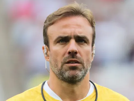 Roger Flores reprova postura inicial do Botafogo no Recife