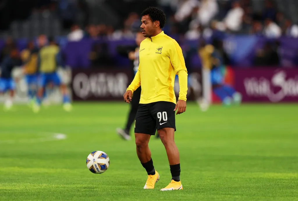 RIYADH, SAUDI ARABIA – MARCH 05: Romarinho of Al Ittihad warms up prior to the AFC Champions League Quarter Final First Leg match between Al-Hilal and Al-Ittihad at Kingdom Arena on March 05, 2024 in Riyadh, Saudi Arabia. (Photo by Yasser Bakhsh/Getty Images)