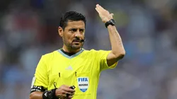 Alireza Faghani em ação na Copa do Mundo de 2022. Foto: Francois Nel/Getty Images.