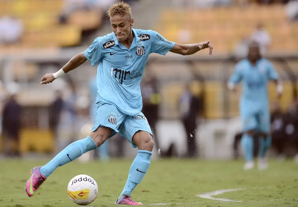 Neymar. Santos x Paulista pelo Campeonato Paulista 2013 no Pacaembu. 10 de Fevereiro de 2013, Sao Paulo, Sao Paulo, Brasil. Foto: Mauro Horita/AGIF