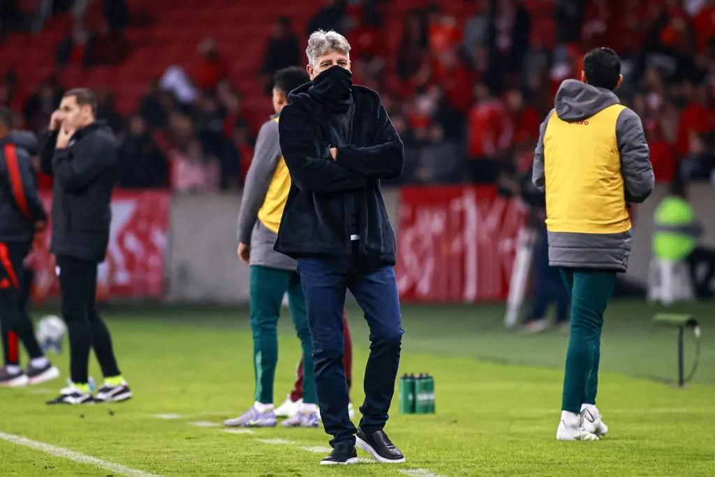 RS – PORTO ALEGRE – 01/06/2025 – BRASILEIRO A 2025, INTERNACIONAL X FLUMINENSE – Renato Portaluppi tecnico do Fluminense durante partida contra o Internacional no estadio Beira-Rio pelo campeonato Brasileiro A 2025. Foto: Maxi Franzoi/AGIF