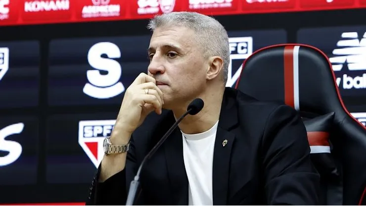 Crespo no comando do São Paulo. Fotos: Rubens Chiri / São Paulo FC