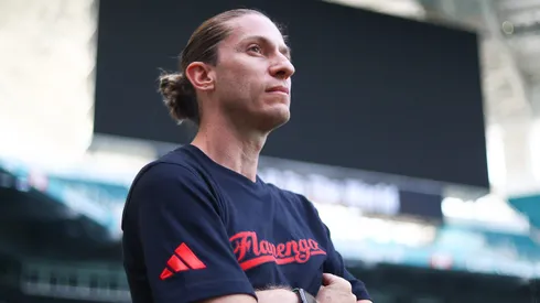 Filipe Luís toma decisão importante sobre futuro