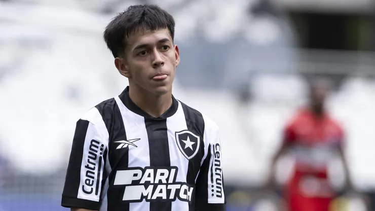 RJ - RIO DE JANEIRO - 27/01/2024 - CARIOCA 2024, BOTAFOGO X SAMPAIO CORREA - Matias Segovia jogador do Botafogo durante partida contra o Sampaio Correa no estadio Engenhao pelo campeonato Carioca 2024. Foto: Jorge Rodrigues/AGIF