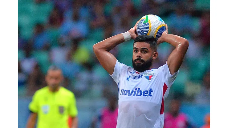 Felipe Jonatan chega ao Mirassol e vira sombra de Reinaldo. Foto: Walmir Cirne/AGIF