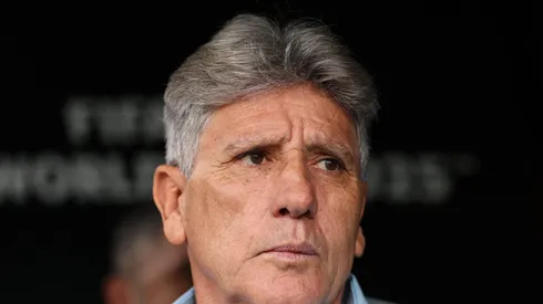 Renato definiu o time titular do Flu para logo mais.